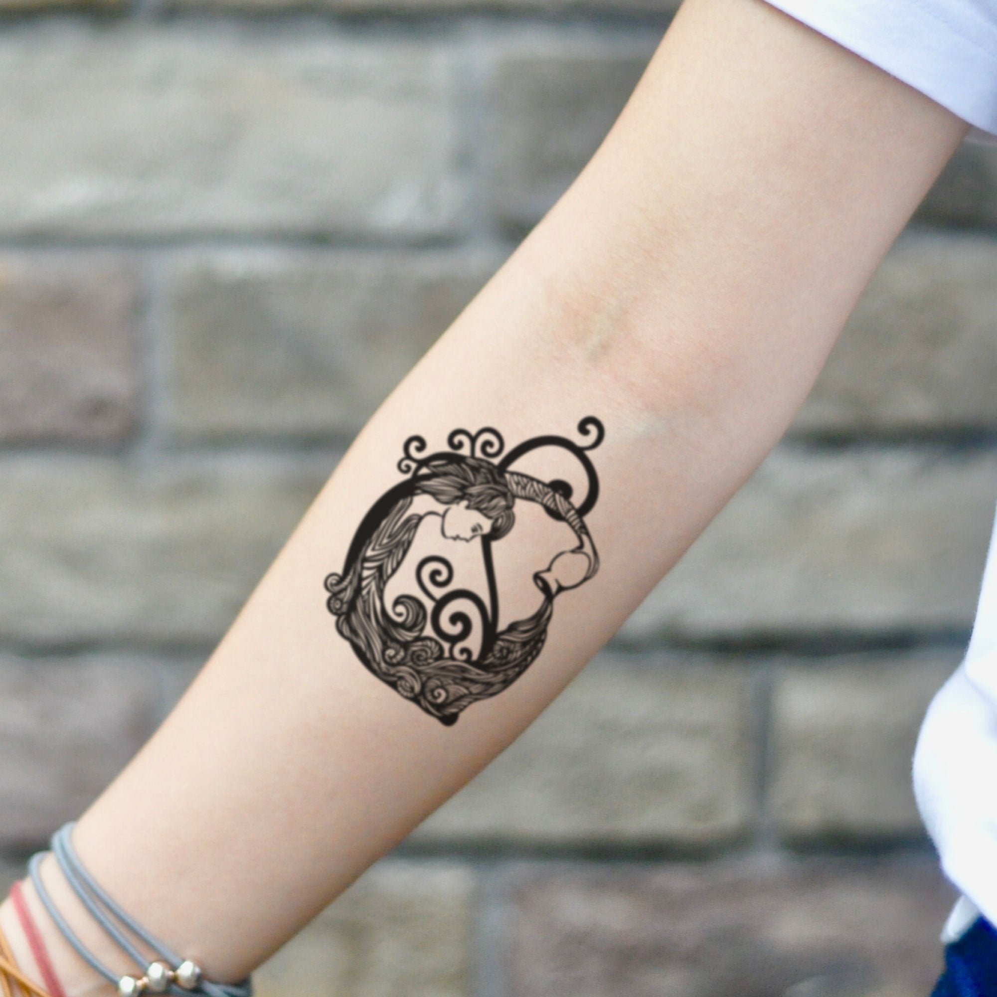 44+ Best Aquarius Tattoo Designs